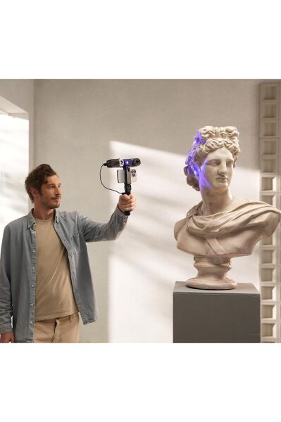 Revopoint MetroY Pro 3D Tarayıcı